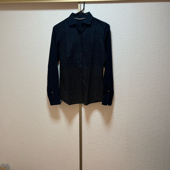 NWOT Park Avenue Navy Blue Button Down Shirt with Polka Dots - Picture 3 of 10